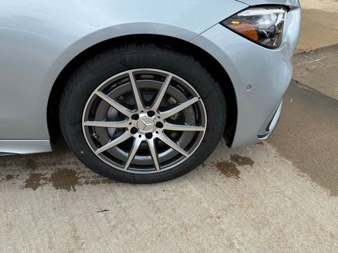 Used 2025 Mercedes-Benz C 43 AMG 4MATIC Sedan image 5