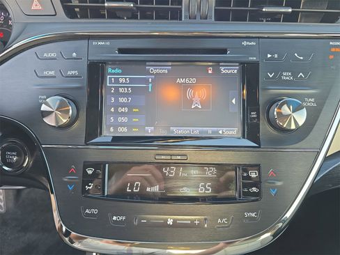 Used 2017 Toyota Avalon Touring image 18