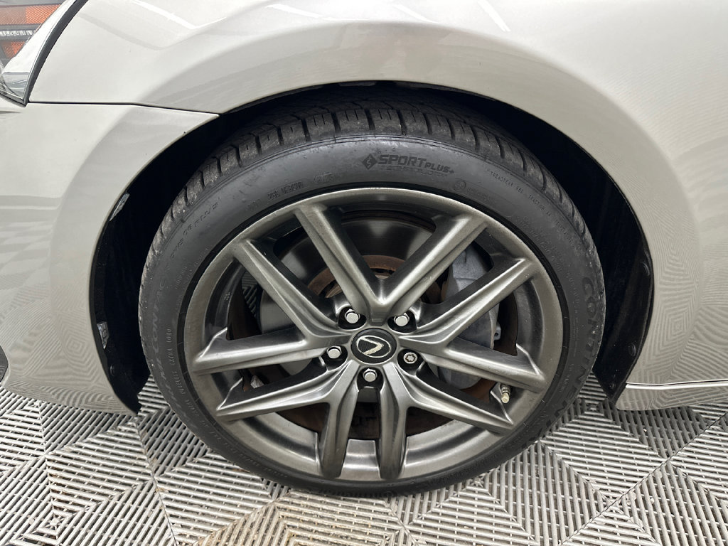 Used 2018 Lexus IS 300 F Sport w/ F Sport Package RWD image 12