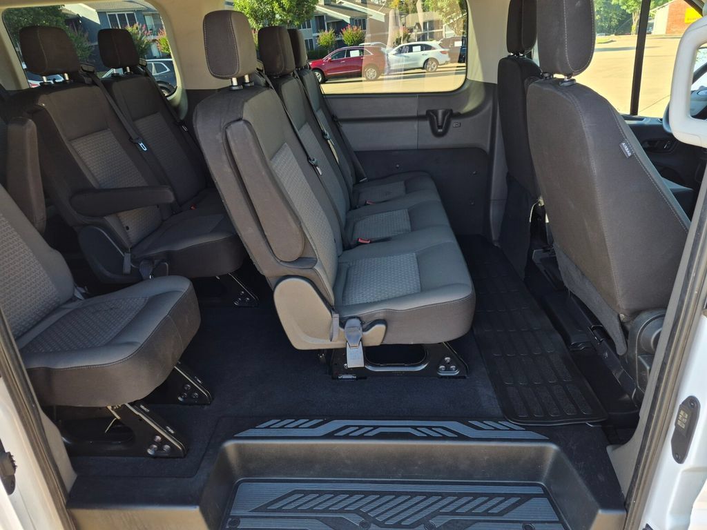 Used 2024 Ford Transit 350 XLT RWD image 30