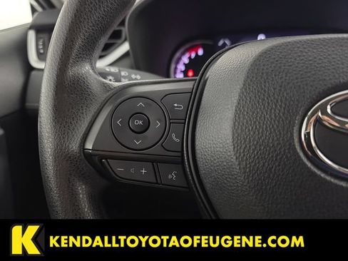 Used 2024 Toyota RAV4 XLE AWD/4WD image 15