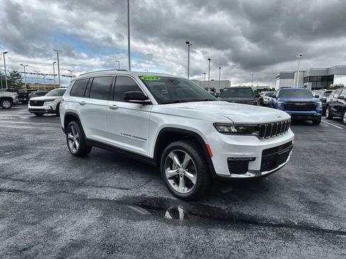 Used 2022 Jeep Grand Cherokee L Limited AWD/4WD image 6