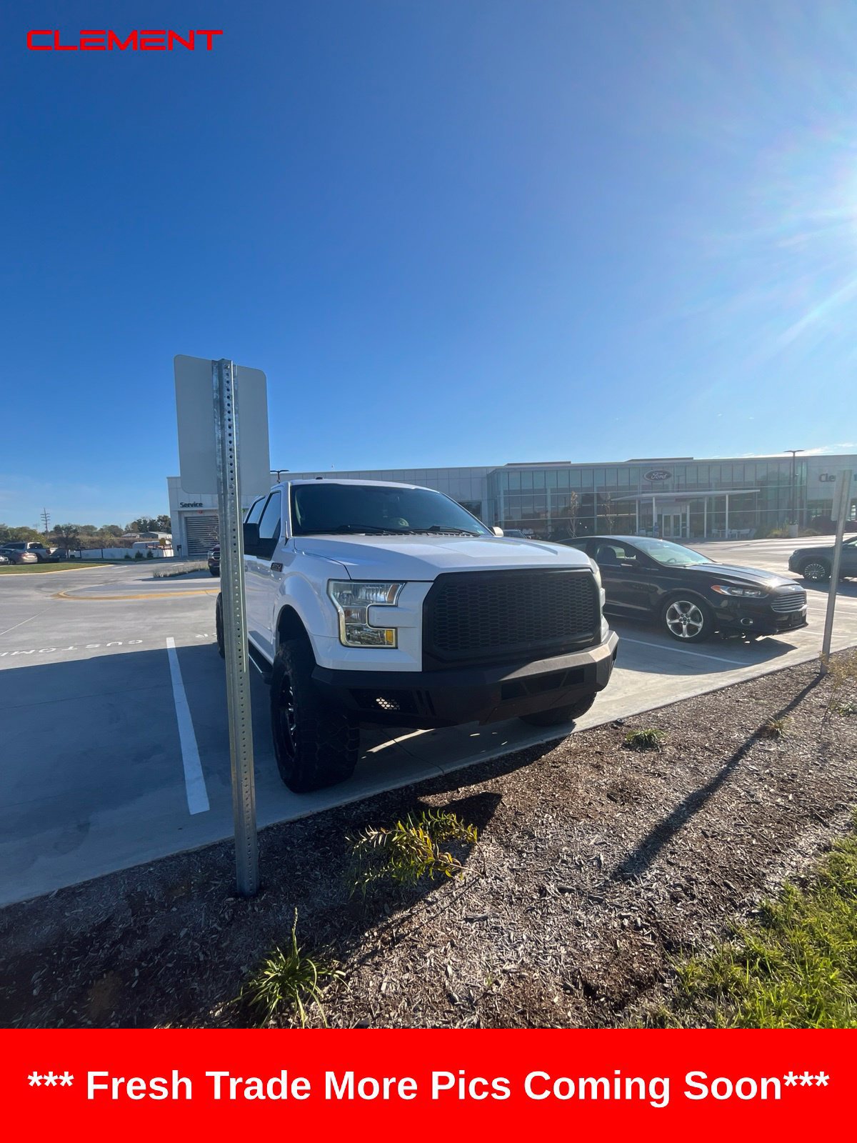 Used 2015 Ford F150 XLT w/ Equipment Group 301A Mid AWD/4WD image 6