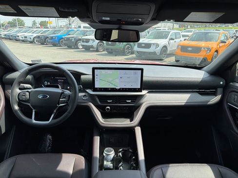 New 2026 Ford Explorer Platinum AWD/4WD image 24