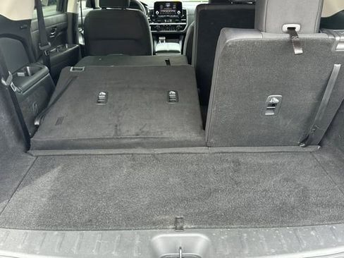 Used 2025 Nissan Pathfinder SV FWD image 15