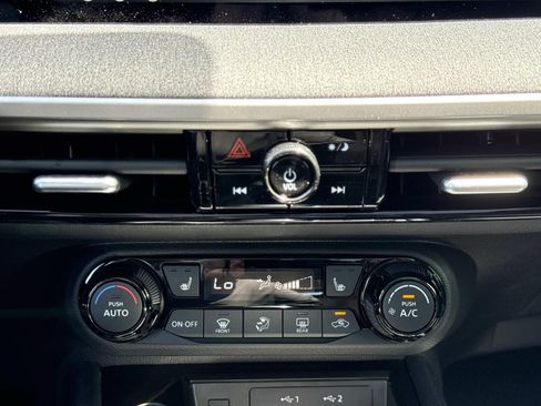 New 2026 Nissan Kicks SV AWD/4WD image 12