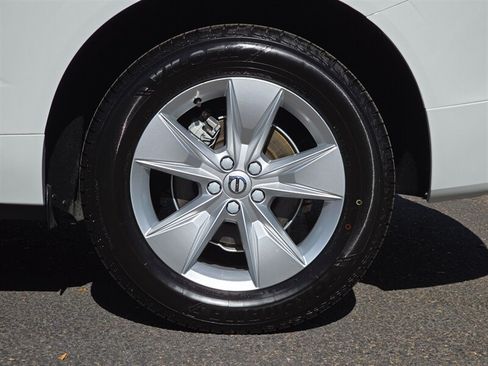 Used 2022 Volvo XC60 B5 Momentum AWD/4WD image 39