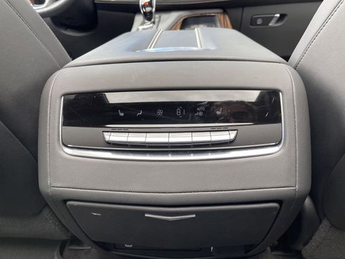 Certified 2024 Cadillac Escalade Premium Luxury w/ Performance Package AWD/4WD image 45