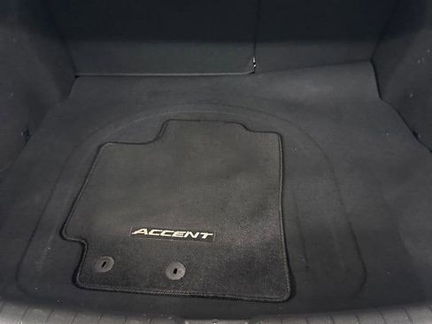 Used 2022 Hyundai Accent Limited image 26