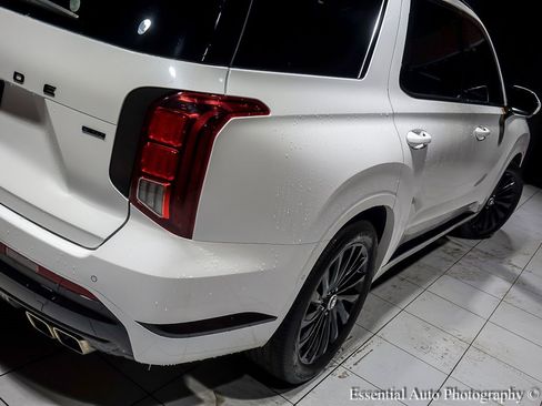 Used 2024 Hyundai Palisade Calligraphy image 10