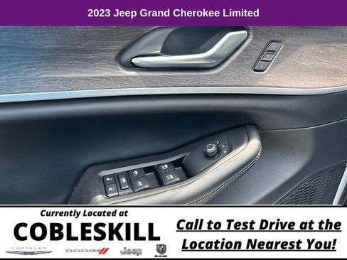 Used 2023 Jeep Grand Cherokee Limited w/ Trailer Tow Prep Group (B) AWD/4WD image 12