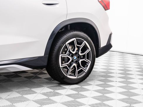 Used 2026 BMW X1 xDrive28i AWD/4WD image 30