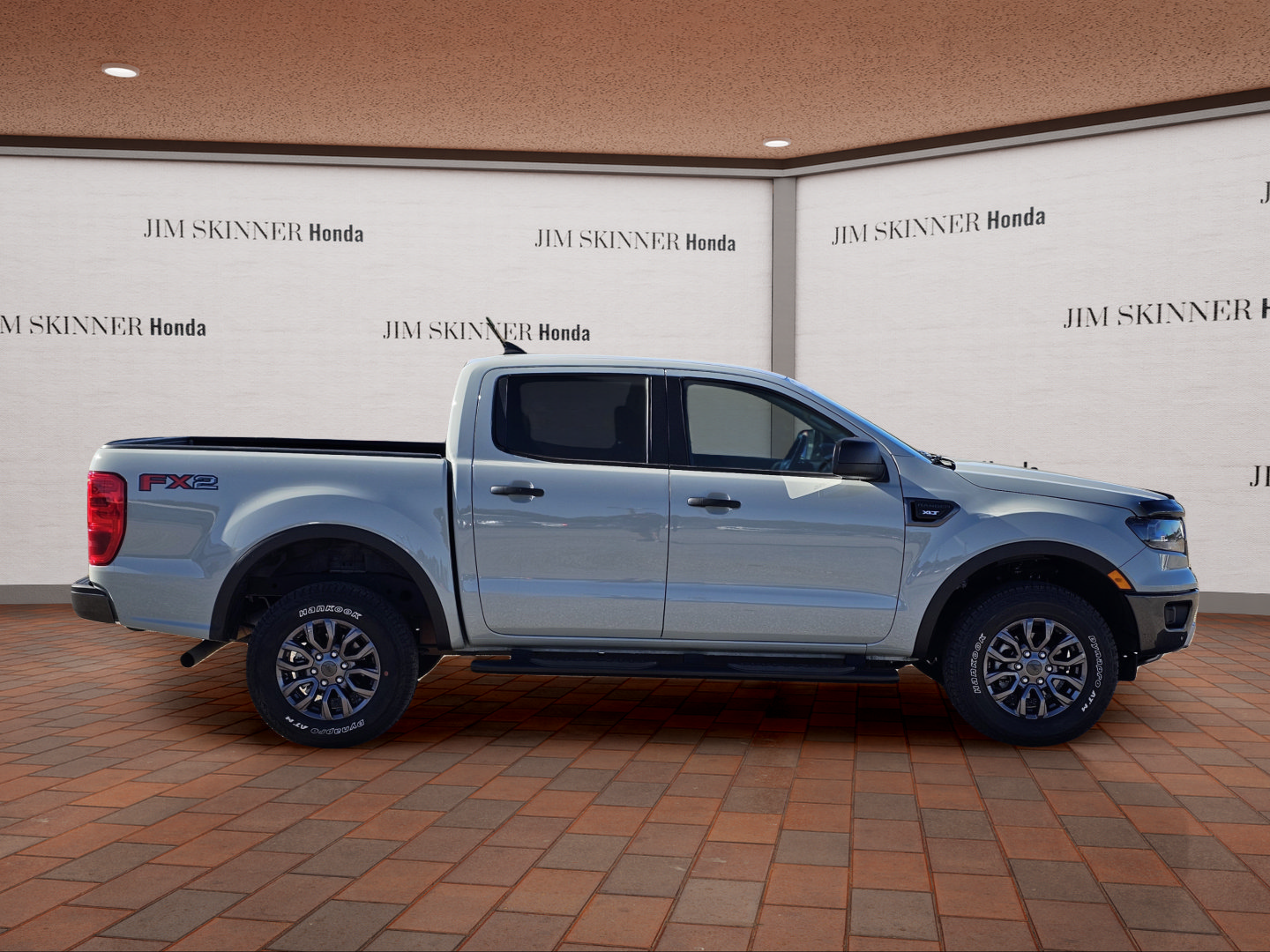 Used 2022 Ford Ranger XLT w/ Equipment Group 302A High RWD image 8