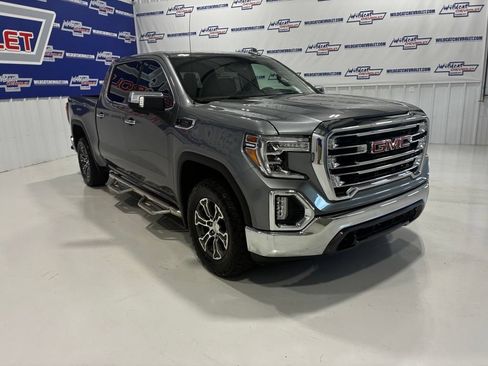 Used 2022 GMC Sierra 1500 SLT w/ SLT Convenience Package AWD/4WD image 10