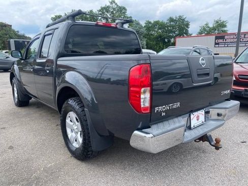 Used 2012 Nissan Frontier SV AWD/4WD image 4