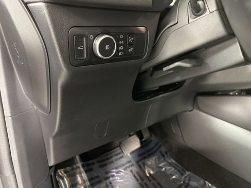 Used 2025 Ford Escape Platinum image 28