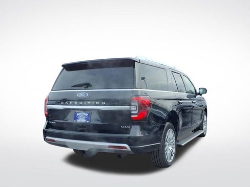 Used 2023 Ford Expedition Max Platinum image 3