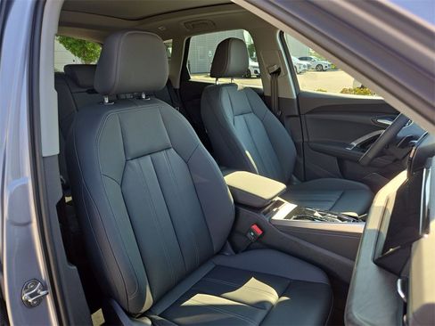 New 2025 Audi Q5 Premium image 26