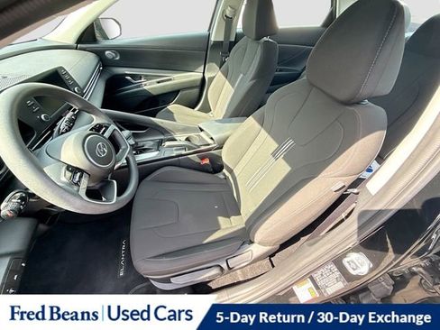 Used 2023 Hyundai Elantra SEL FWD image 21