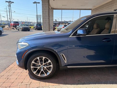 Used 2019 BMW X5 xDrive40i w/ Convenience Package image 4