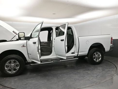 Used 2024 RAM 2500 Big Horn w/ Off Road Package image 35
