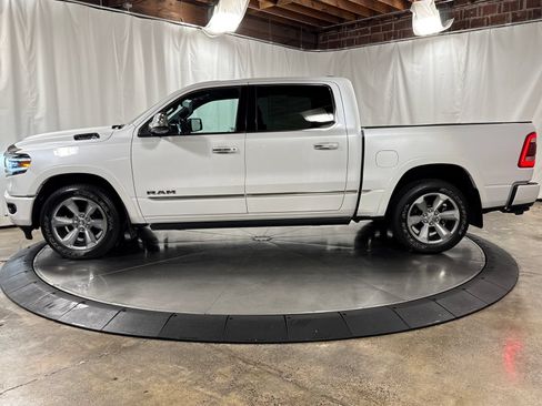Used 2022 RAM 1500 Limited AWD/4WD image 8