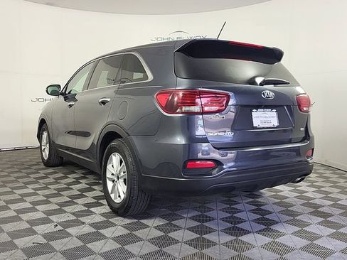 Used 2020 Kia Sorento LX FWD image 5