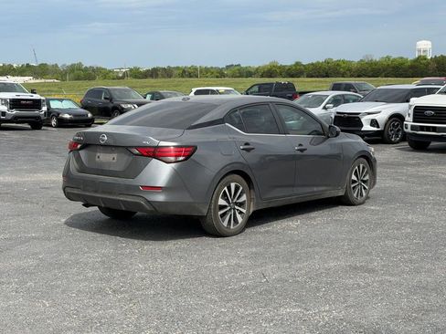 Used 2023 Nissan Sentra SV w/ SV Premium Package image 5