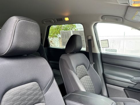 Certified 2023 Nissan Pathfinder S image 20