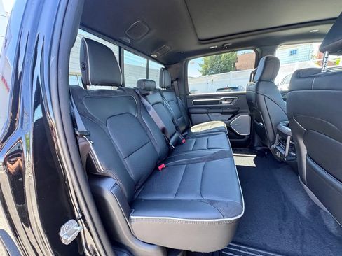 New 2026 RAM 1500 Laramie AWD/4WD image 21