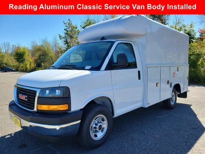 New 2025 GMC Savana 3500 w/ Power Convenience Package