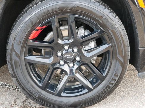 Used 2022 Chevrolet Traverse Premier w/ Redline Edition image 9