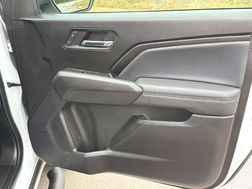 Used 2024 Chevrolet Colorado LT w/ LT Convenience Package II RWD image 13