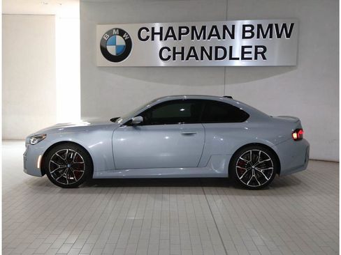 Used 2023 BMW M2 w/ Lighting Package RWD image 3