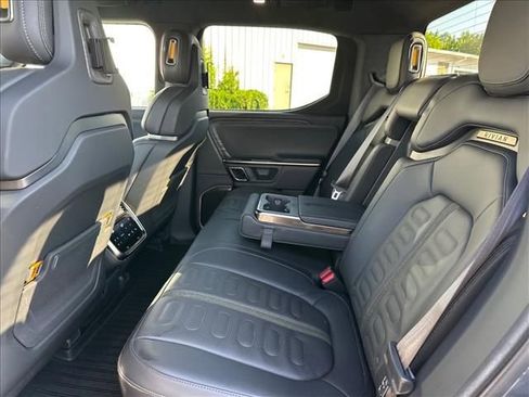 Used 2022 Rivian R1T Adventure AWD/4WD image 17