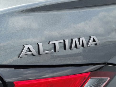 New 2025 Nissan Altima 2.5 S image 9