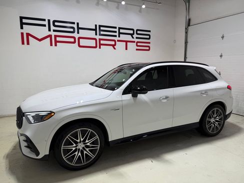 Used 2025 Mercedes-Benz GLC 63 AMG S w/ Driver Assistance Package image 10