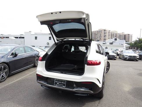 Used 2023 Mercedes-Benz EQS 580 4MATIC SUV image 32