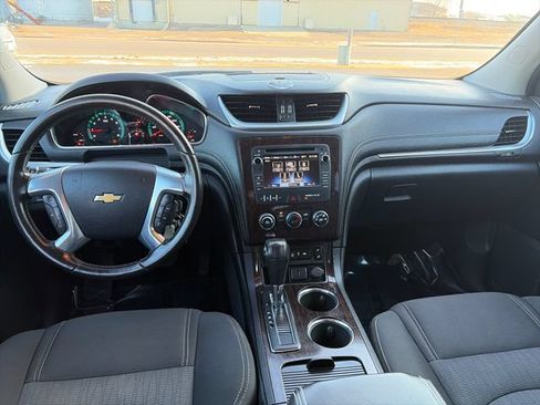 Used 2015 Chevrolet Traverse LT w/ Style and Technology Package AWD/4WD image 32