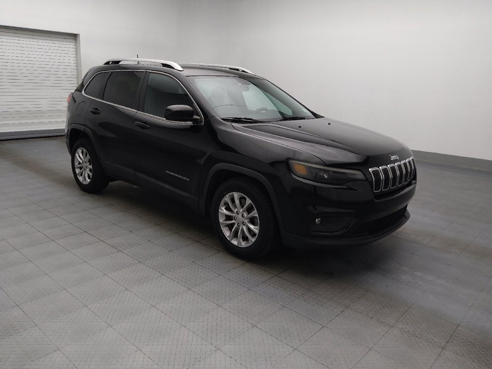 Used 2019 Jeep Cherokee Latitude w/ Popular Appearance Group FWD image 11