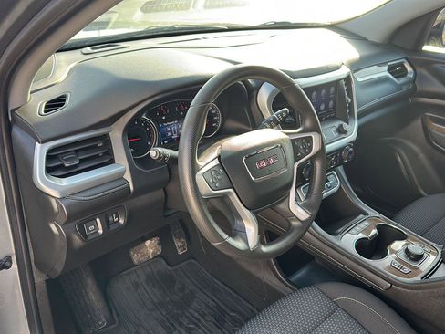 Used 2023 GMC Acadia SLE w/ Driver Convenience Package image 26