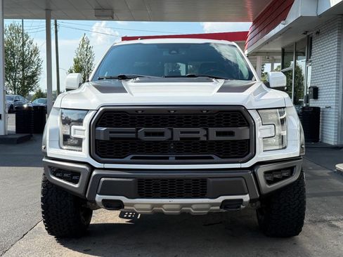 Used 2018 Ford F150 Raptor w/ Equipment Group 802A Luxury image 6