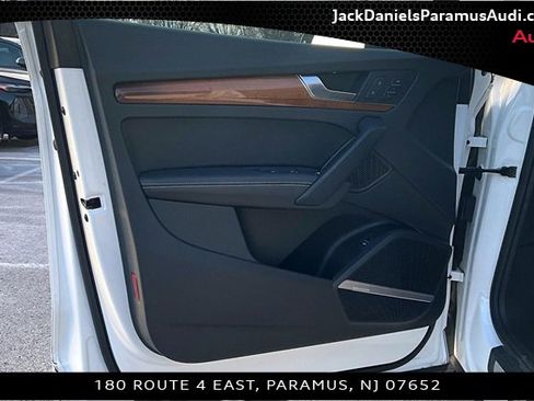 Used 2023 Audi Q5 2.0T Premium Plus w/ Premium Plus Package image 15
