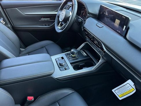 New 2025 MAZDA CX-90 Plug-In Hybrid w/ Preferred image 17