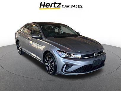 Used 2025 Volkswagen Jetta SE