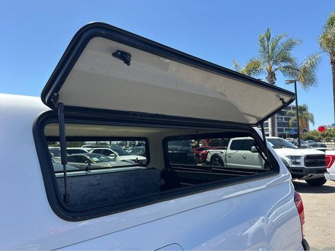 Used 2020 Toyota Tacoma SR RWD image 37