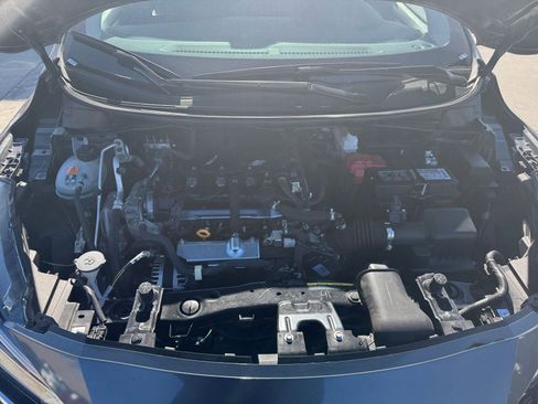 Used 2025 Nissan Versa SV image 30