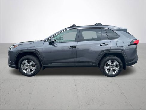 Certified 2025 Toyota RAV4 XLE AWD/4WD image 11