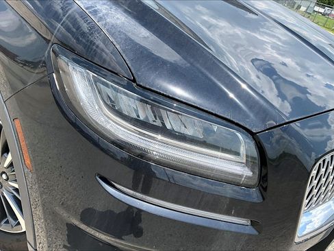 Used 2023 Lincoln Nautilus AWD w/ Premium Package image 26