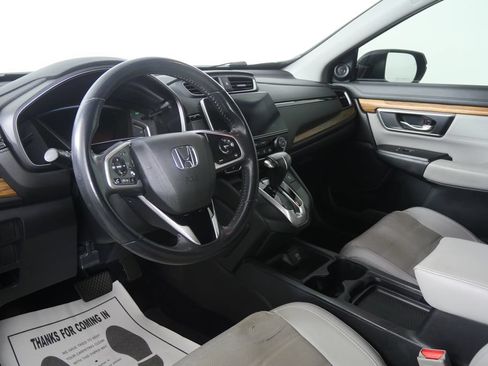 Used 2019 Honda CR-V Touring image 11
